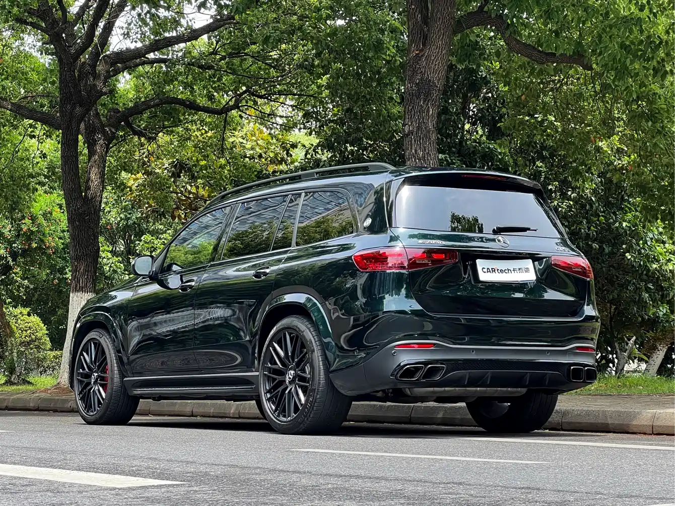 Mercedes-Benz GLS AMG 2024 AMG GLS 63 4MATIC+ фото 6