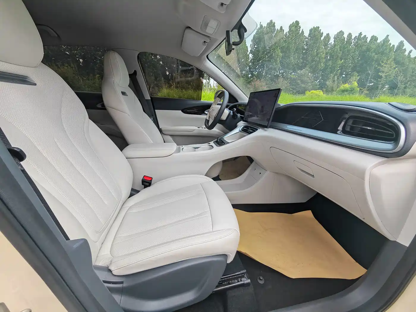 Photo 7 - Geely Galaxy Starry Wish