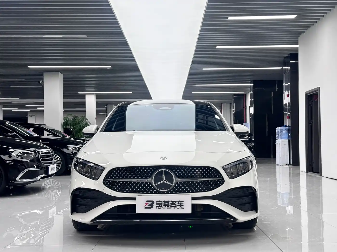 Mercedes-Benz A-Class 2025 A 200 L Fashion Edition фото 2