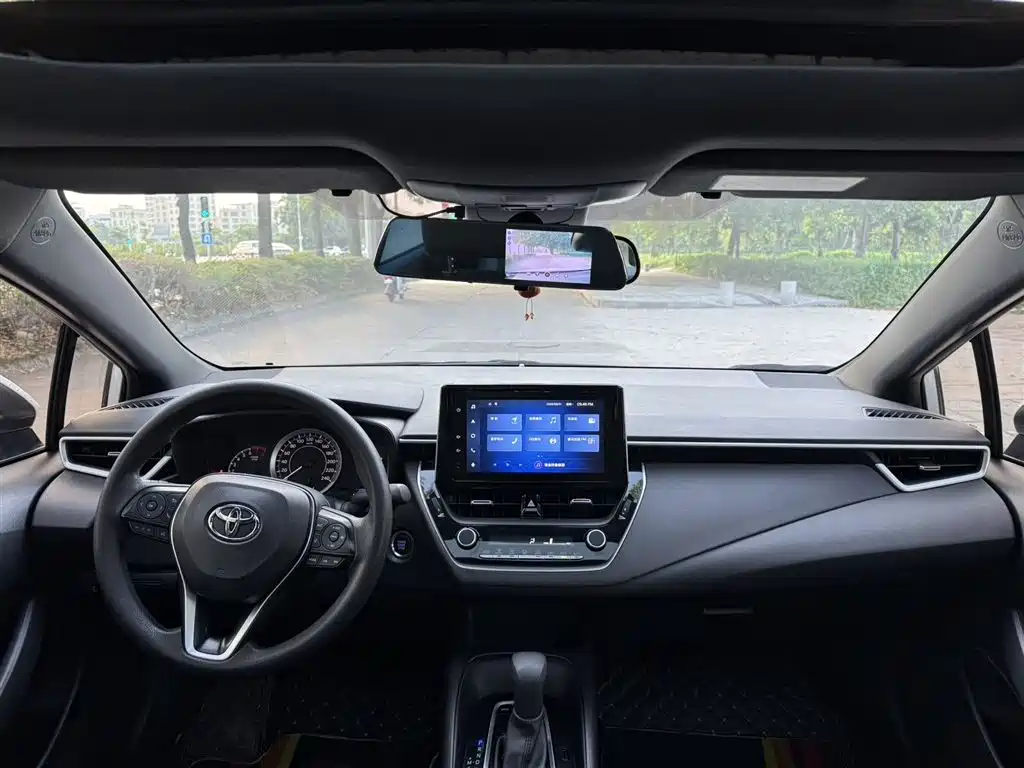 Toyota Levin 2023 185T CVT Luxury фото 9
