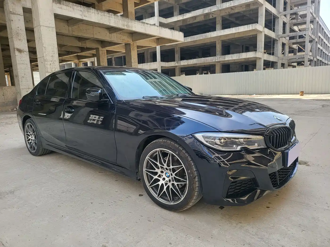 BMW 3 Series 2020 325i M Sport Black Night Package фото 3