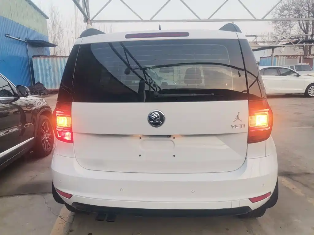 Škoda Yeti 2017 2017 TSI280 DSG Brothers Edition