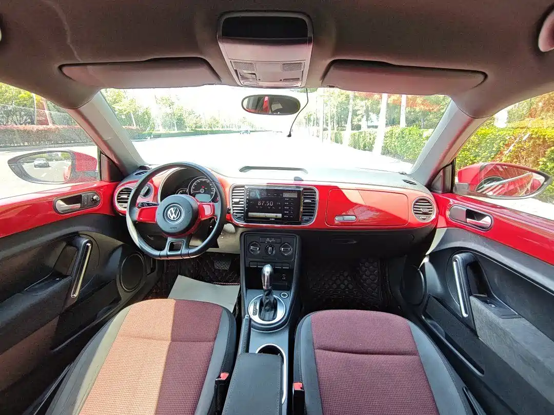 Volkswagen Beetle 2015 280TSI фото 6