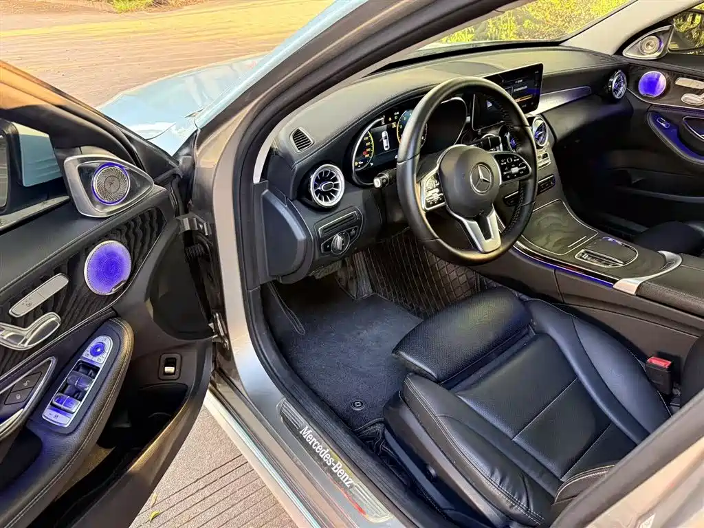 Mercedes-Benz C-Class 2019 C 260 L Sport фото 4