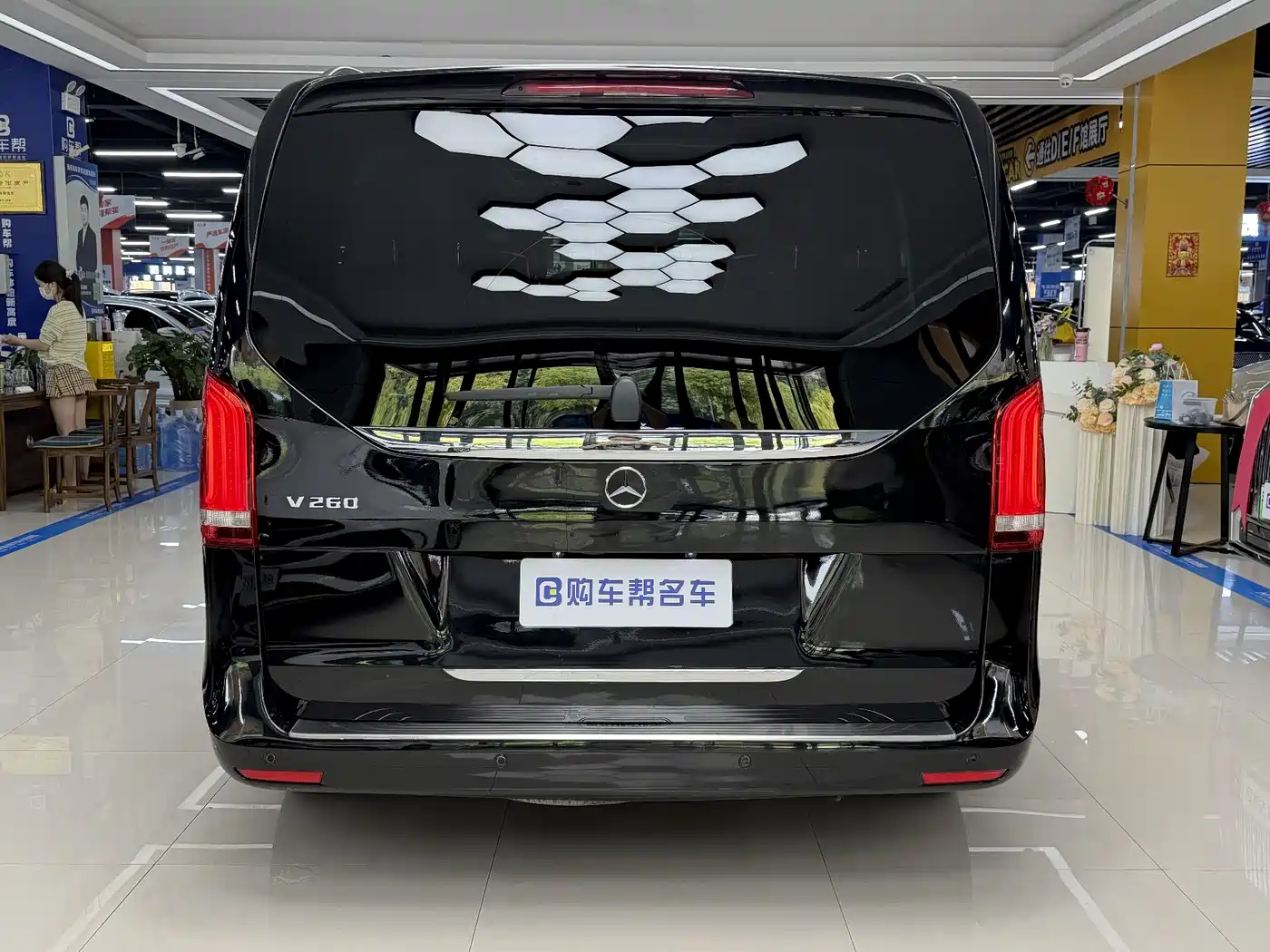 Mercedes-Benz V-Class 2018 V 260 Premium Edition China VI фото 24