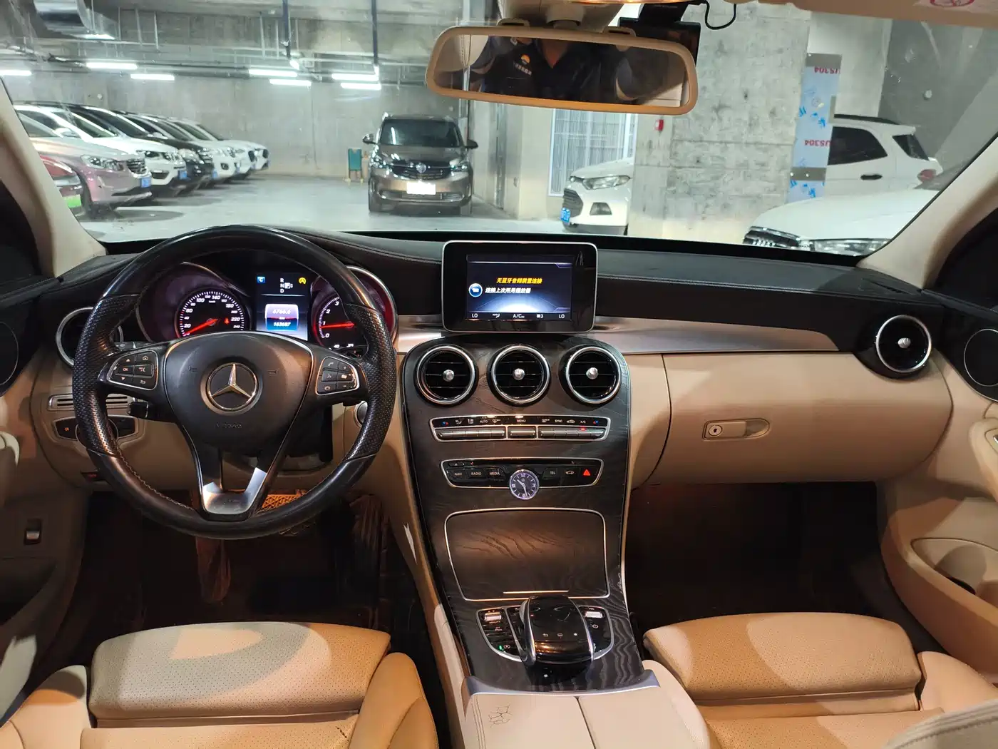 Mercedes-Benz C-Class 2015 Facelift C 200 L Sport фото 12