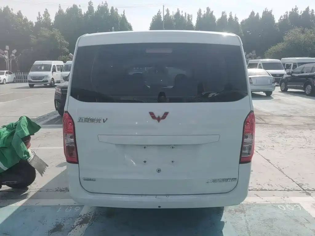 Wuling Motors Wuling Rongguang V 2018 2018 1.5L Standard