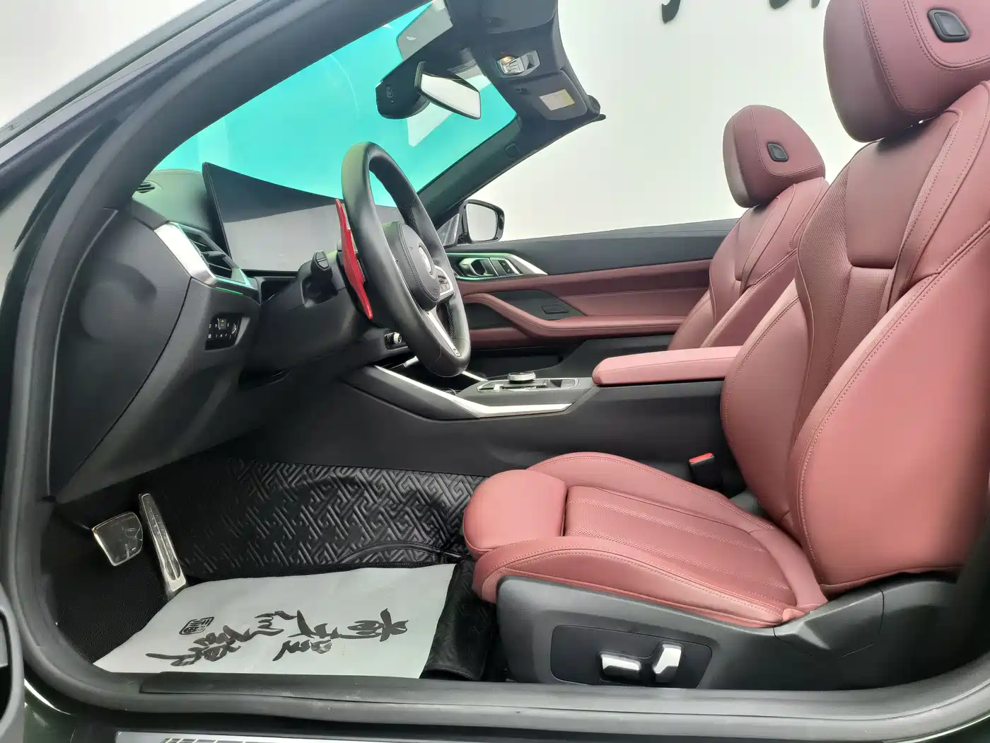 BMW 4 Series 2023 425i Convertible M Sport Shadowline Package фото 3