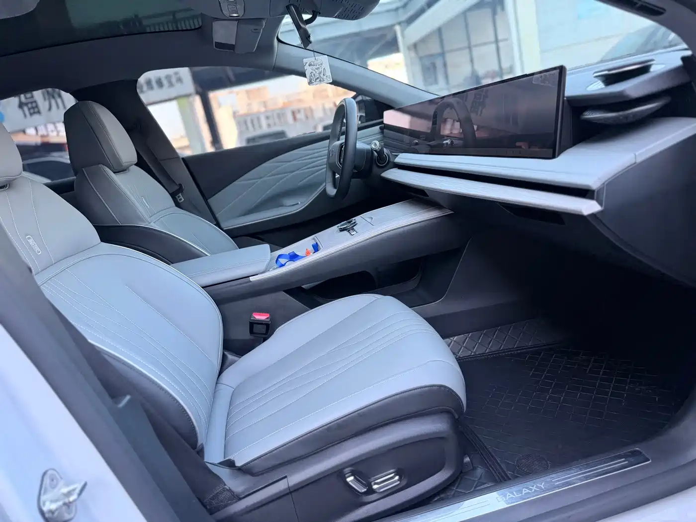 Geely Galaxy Galaxy E8 2024 2024 550km RWD PRO