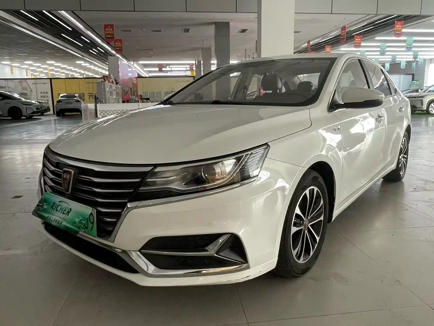 Roewe i6 New Energy 2020 2019 PLUS 50T 4G Connected Glory Luxury Edition