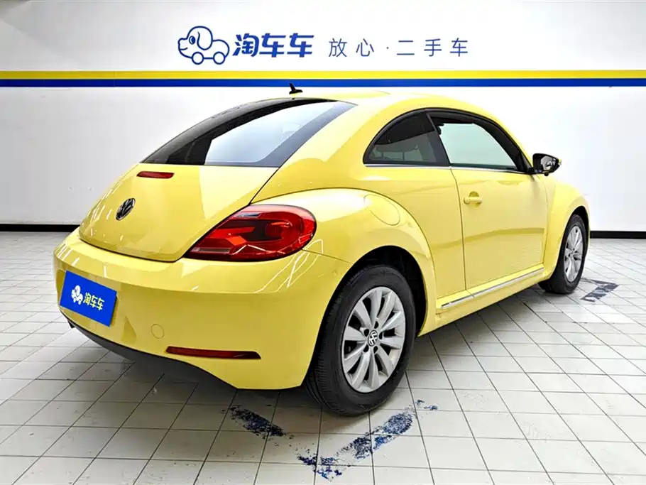 Volkswagen Beetle 2014 1.2TSI Fashion Edition фото 3