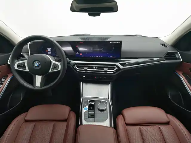 BMW i3 2024 eDrive 40 L Shadow Night Package — фото 5