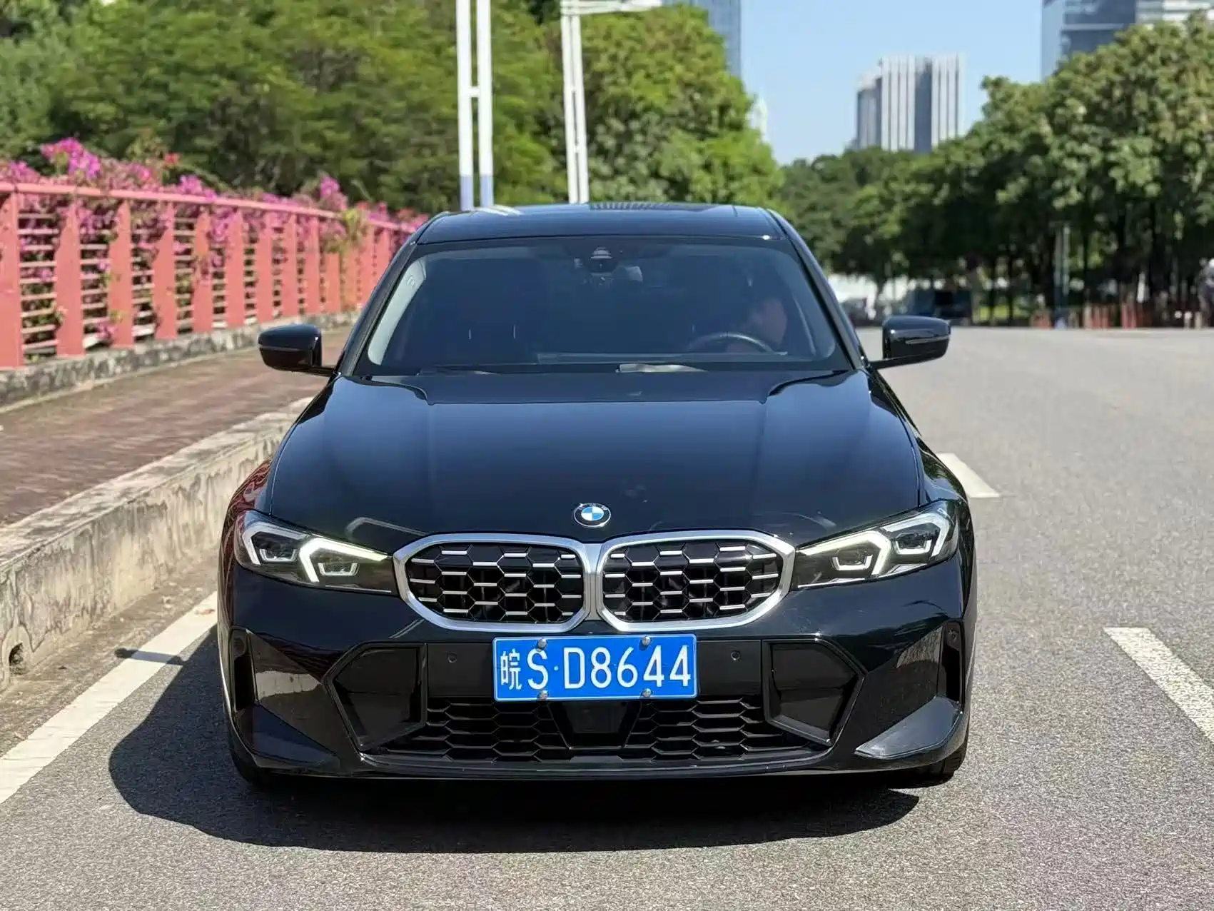 صورة 1 - BMW 3 Series