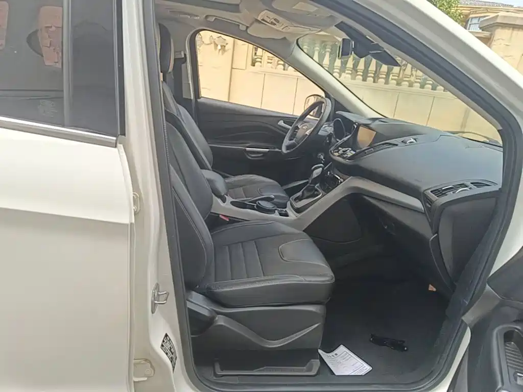 Ford Kuga 2016 2015 1.5L GTDi 2WD Trend