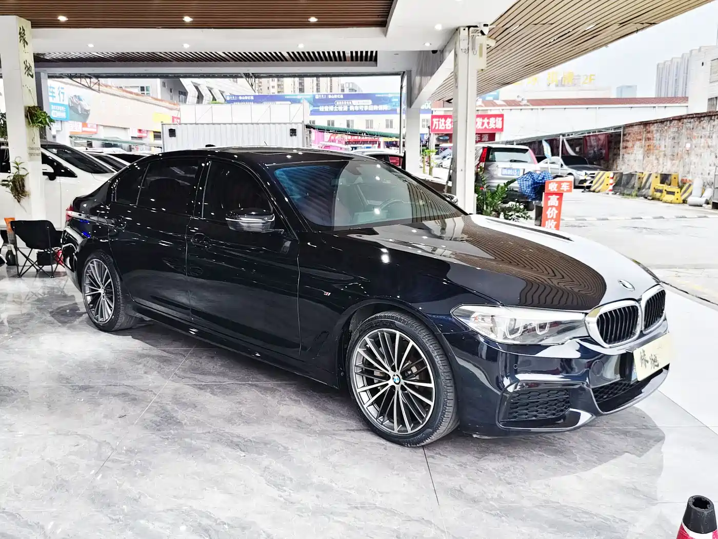 BMW 5 Series 2019 Facelift 530Li Leading M Sport Package фото 3
