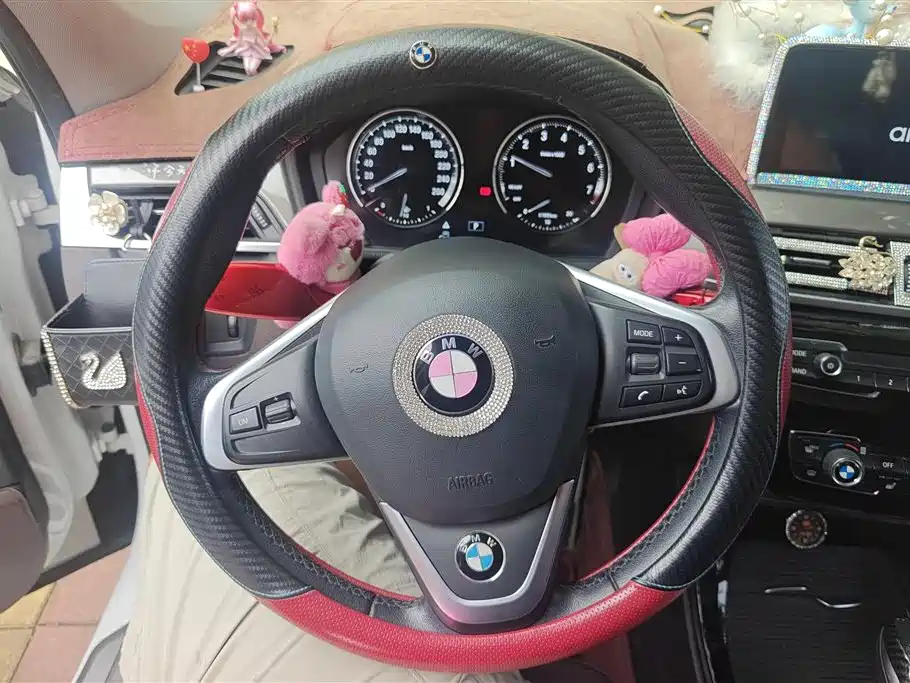 BMW X1 2019 sDrive18Li Premium Model фото 14
