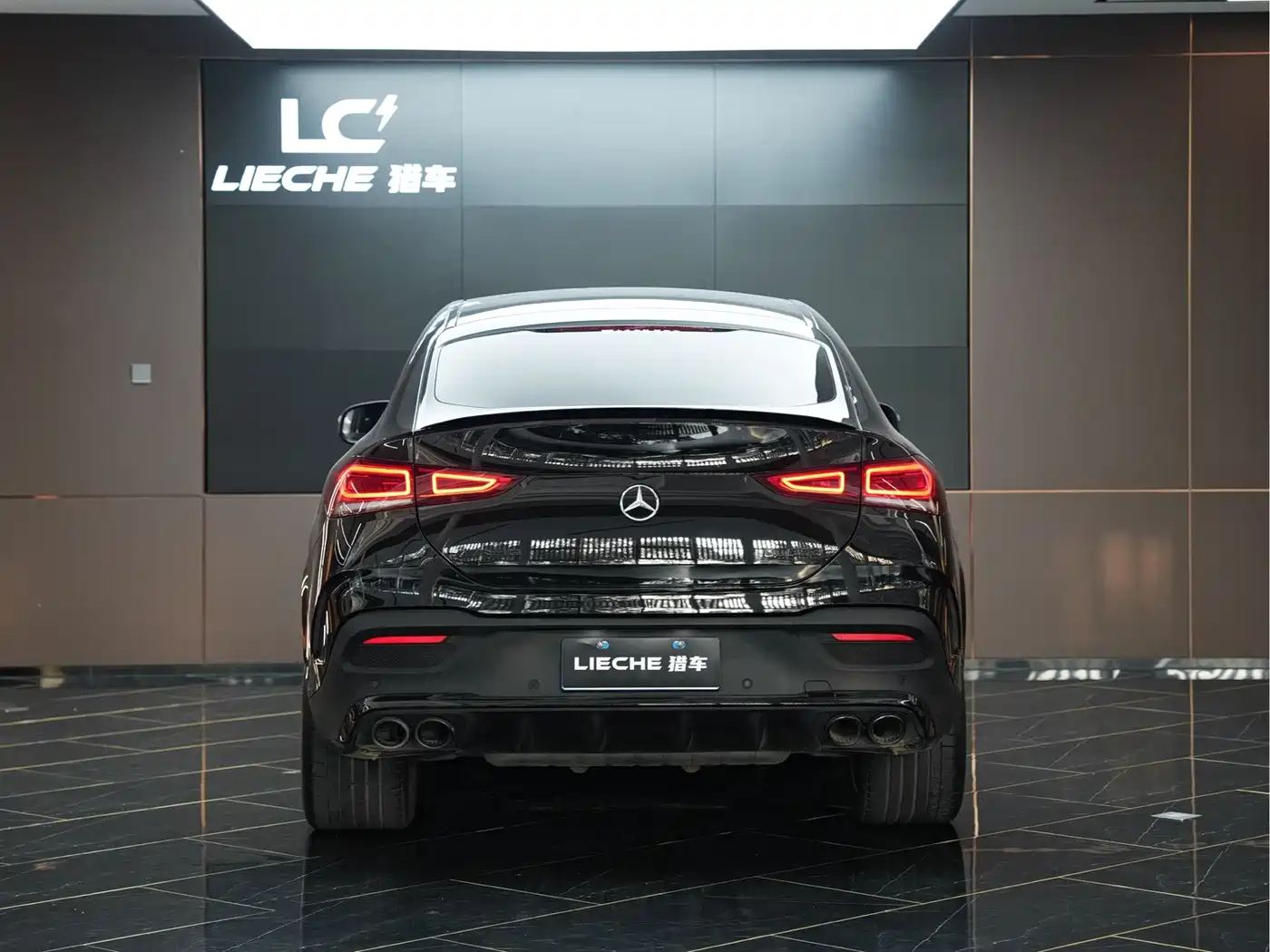 Mercedes-Benz GLE Coupe AMG 2023 AMG GLE 53 4MATIC+ Coupe SUV фото 18