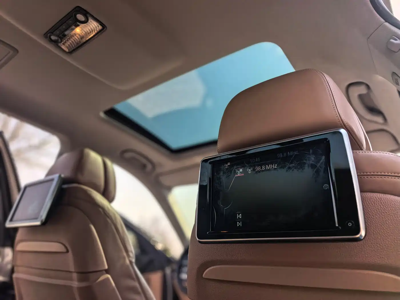 BMW 7 Series 2013 Model 740Li Leading фото 20