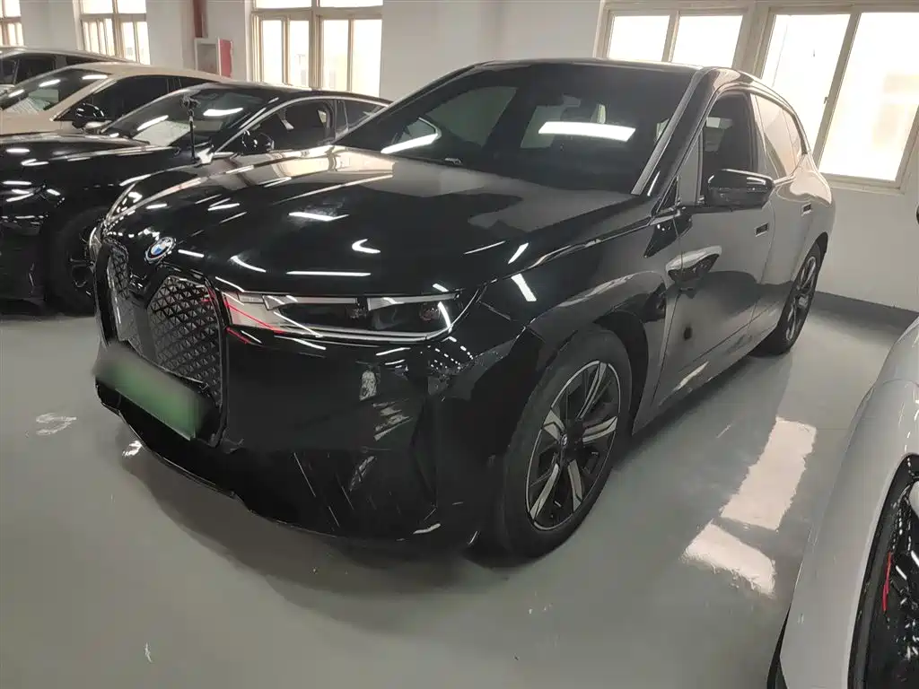 BMW iX 2022 xDrive40 фото 2
