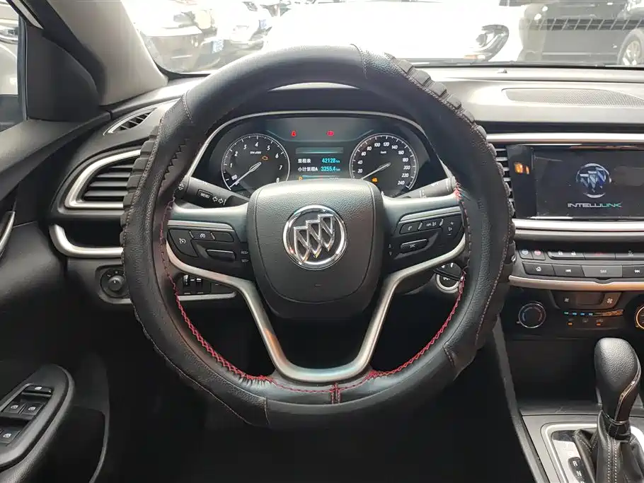 Buick Excelle 2021 Facelift 1.3T Auto Mild Hybrid Elite фото 15