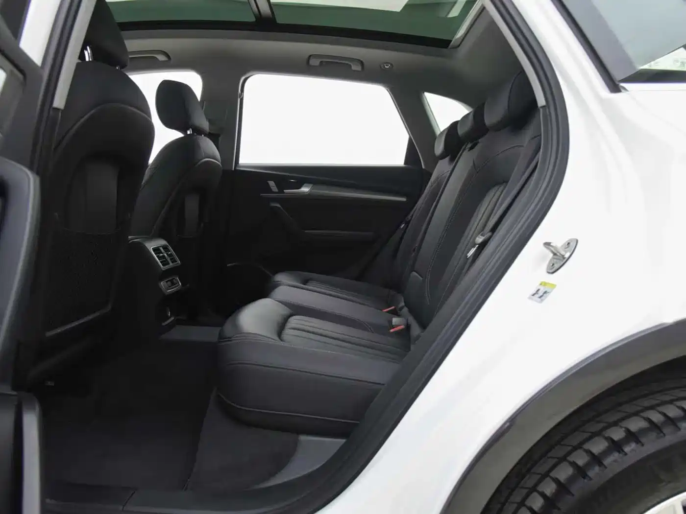 Audi Q5L 2023 40T Fashion Elegance фото 9