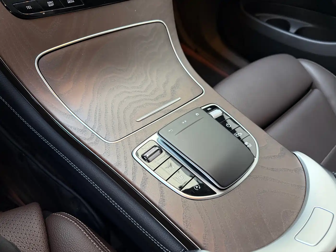 Mercedes-Benz GLC 2021 GLC 260 L 4MATIC Luxury фото 14