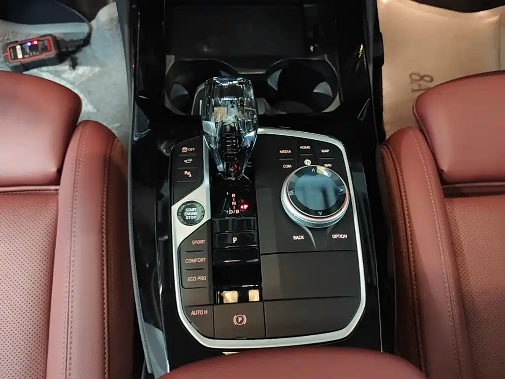 BMW iX3 2025 2024 Innovation Leader