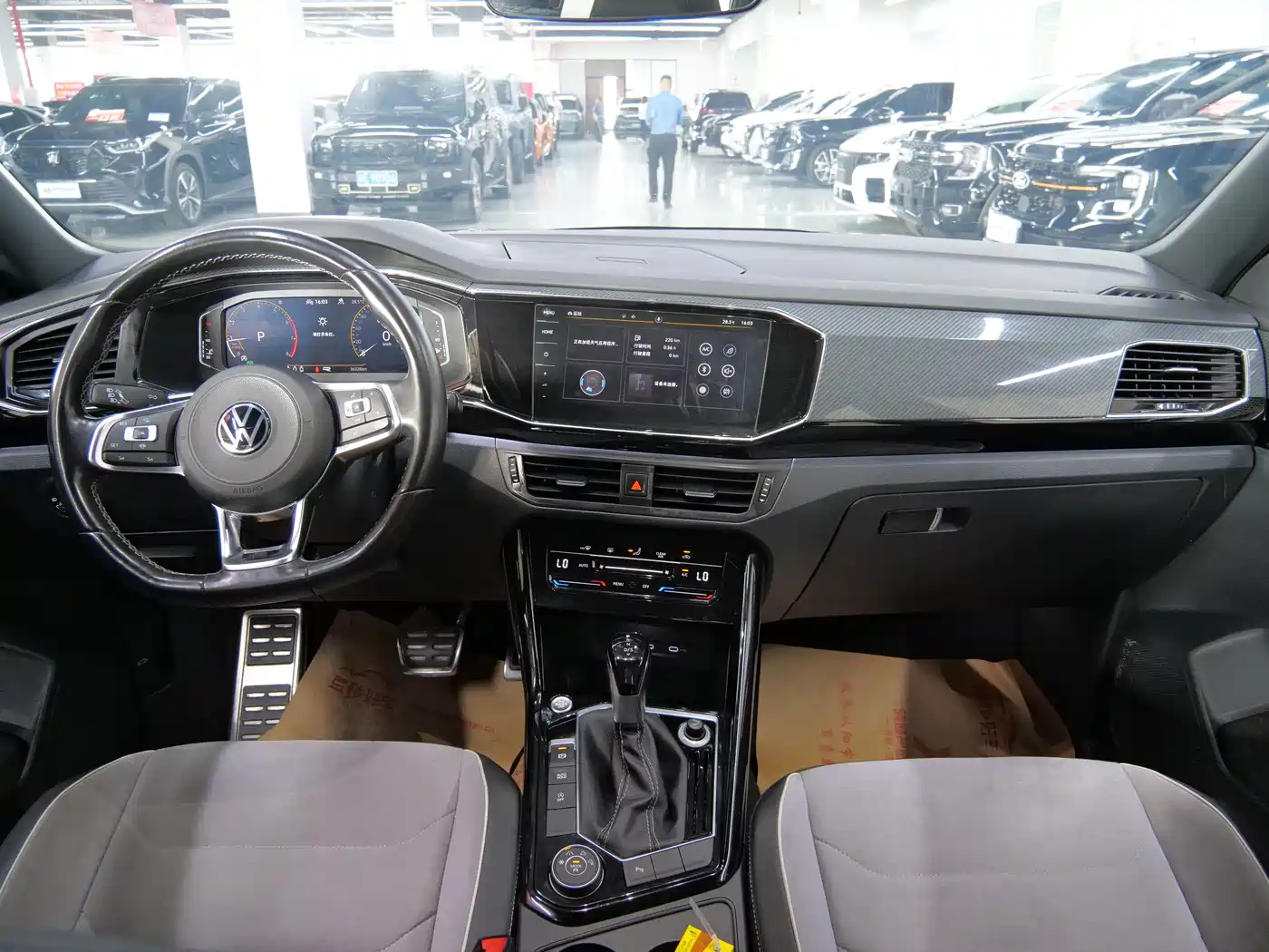 Volkswagen Tayron 2020 380TSI 4WD R-Line Smart Edition фото 12