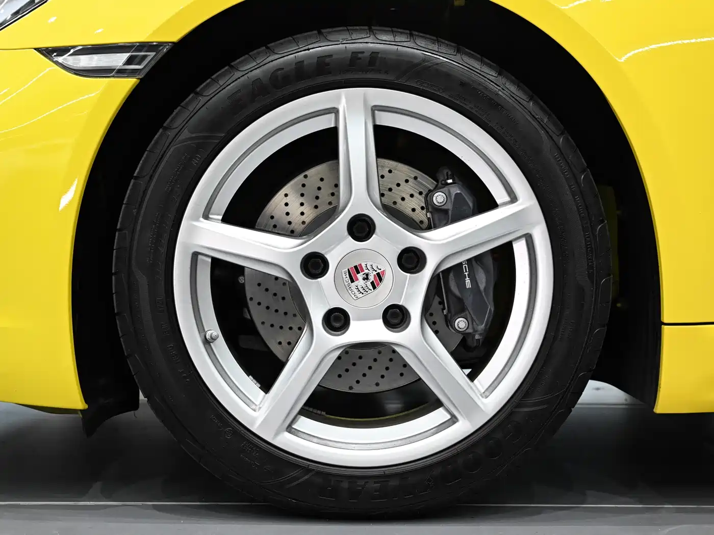 Porsche 718 2022 Boxster 2.0T фото 14