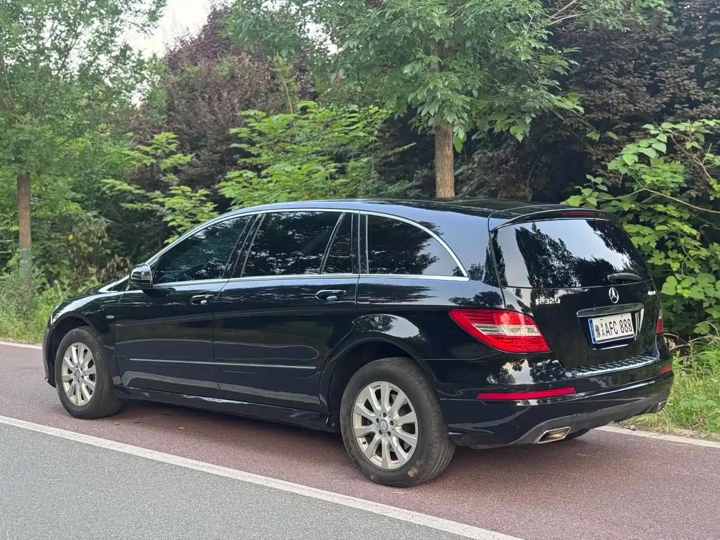 Mercedes-Benz R-Class 2017 R 320 4MATIC Business Collector's Edition фото 9