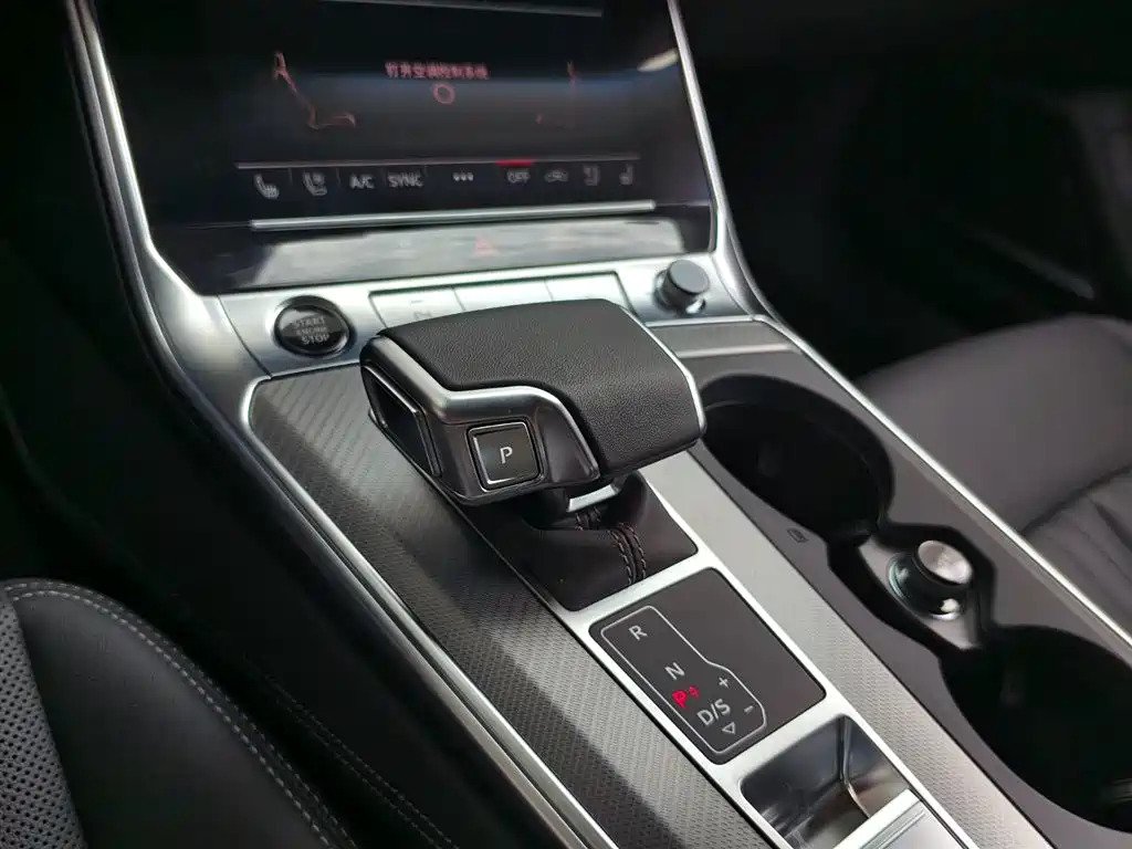 Audi A6 (Import) 2025 allroad quattro Explorer 55 TFSI Premium Off-Road фото 9