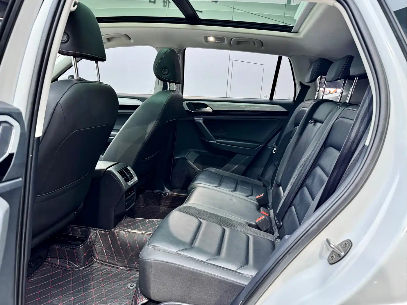 Volkswagen Tayron 2019 330TSI 2WD Luxury China VI фото 10