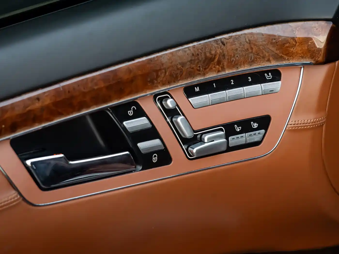 Mercedes-Benz S-Class 2004 S 600 фото 25