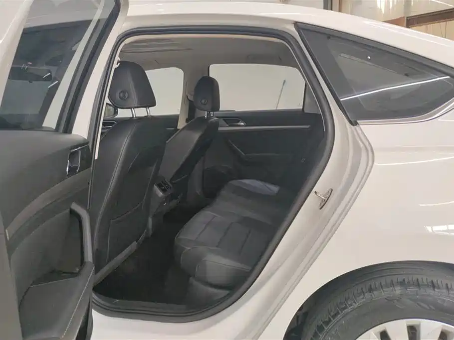 Volkswagen Lavida 2019 1.5L Automatic Comfort Edition China VI фото 11