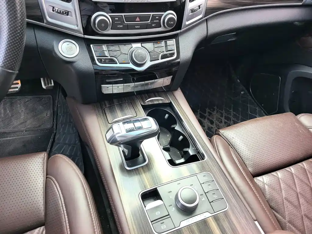 Фото 16 - Haval H9