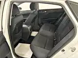 Photo 2 - Hyundai Mistra