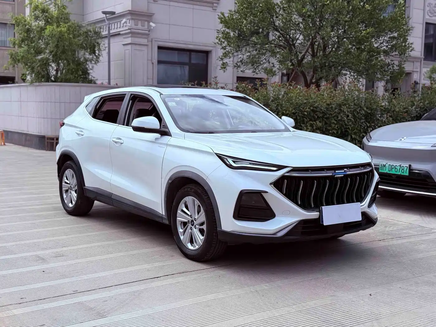 Changan Oshan Changan Oushang X5 2021 2021 1.6L CVT Premium