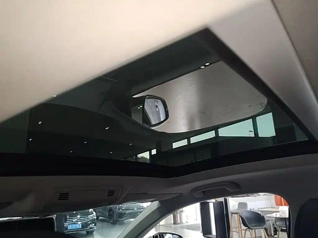 Volkswagen T-ROC 2020 280TSI DSG 2WD Comfort фото 25