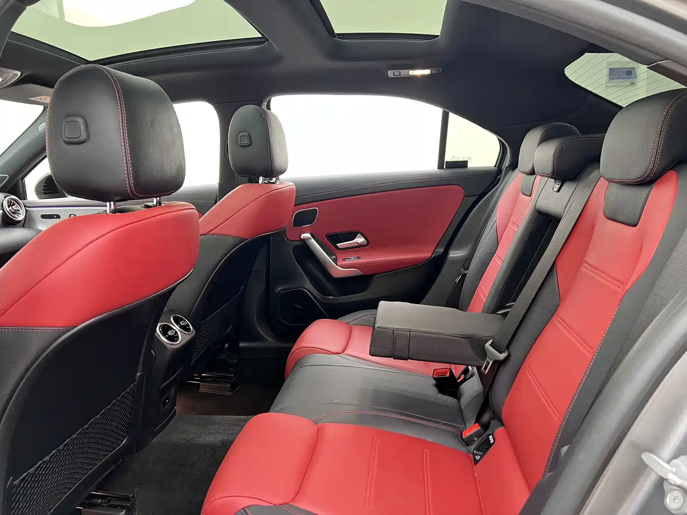 Mercedes-Benz A-Class AMG 2021 2020 AMG A 35 L 4MATIC