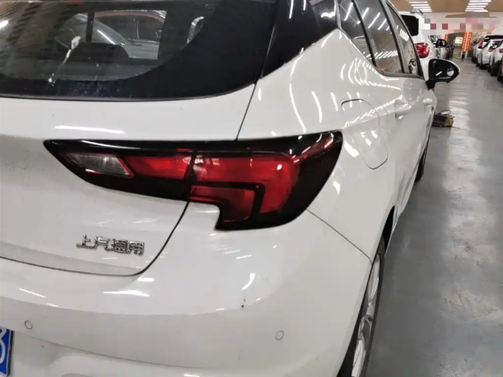 Buick Verano 2016 Hatchback 15S Automatic Leading фото 8
