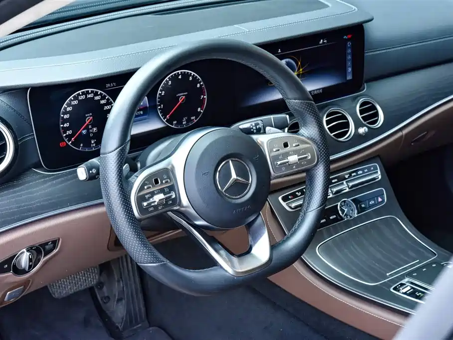 Mercedes-Benz E-Class 2019 Facelift E 300 L Sport Fashion фото 8