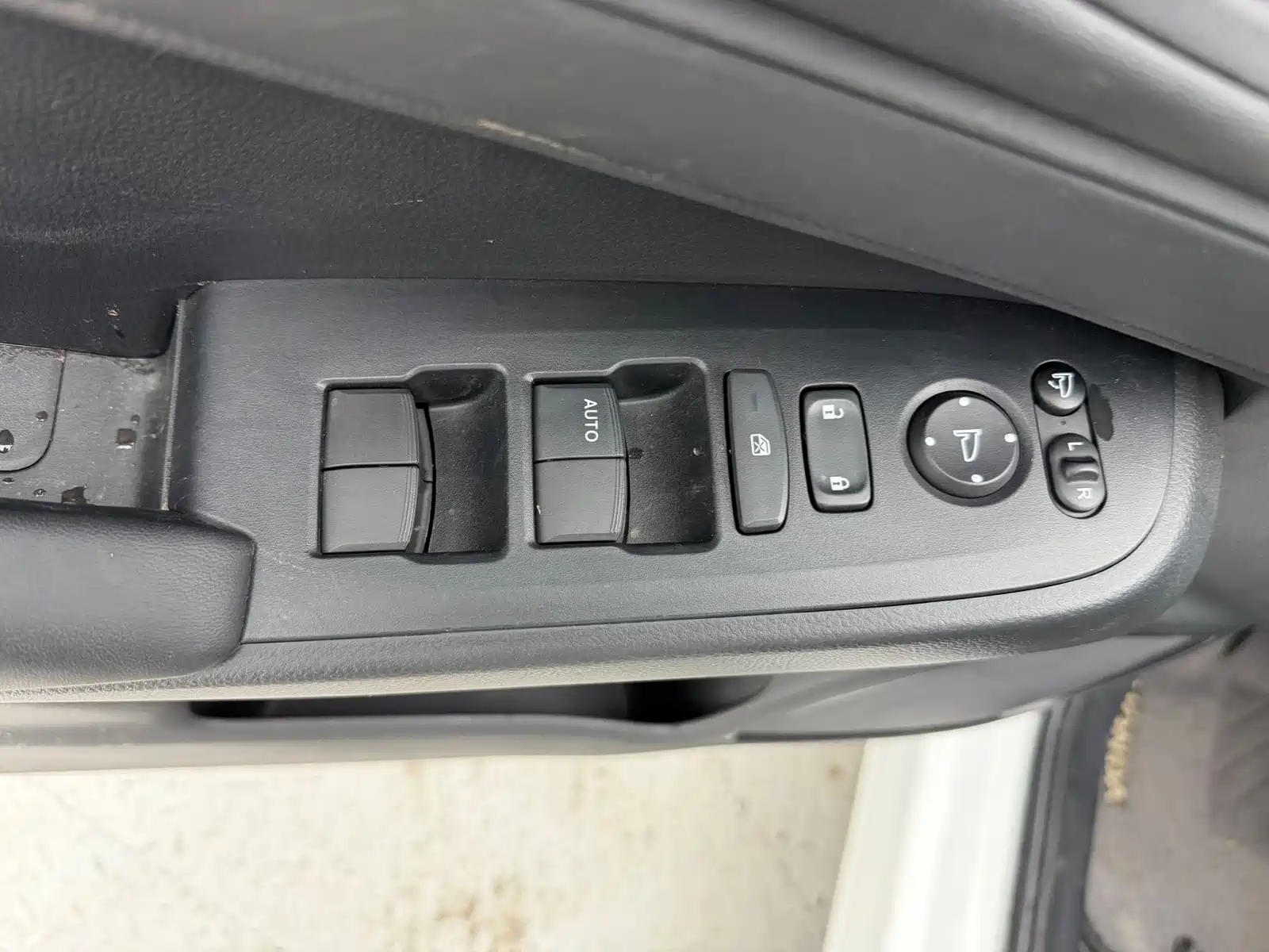 Photo 9 - Honda Vezel