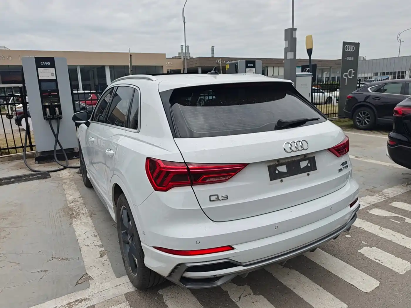 Audi Q3 2022 35 TFSI Fashion Dynamic фото 9