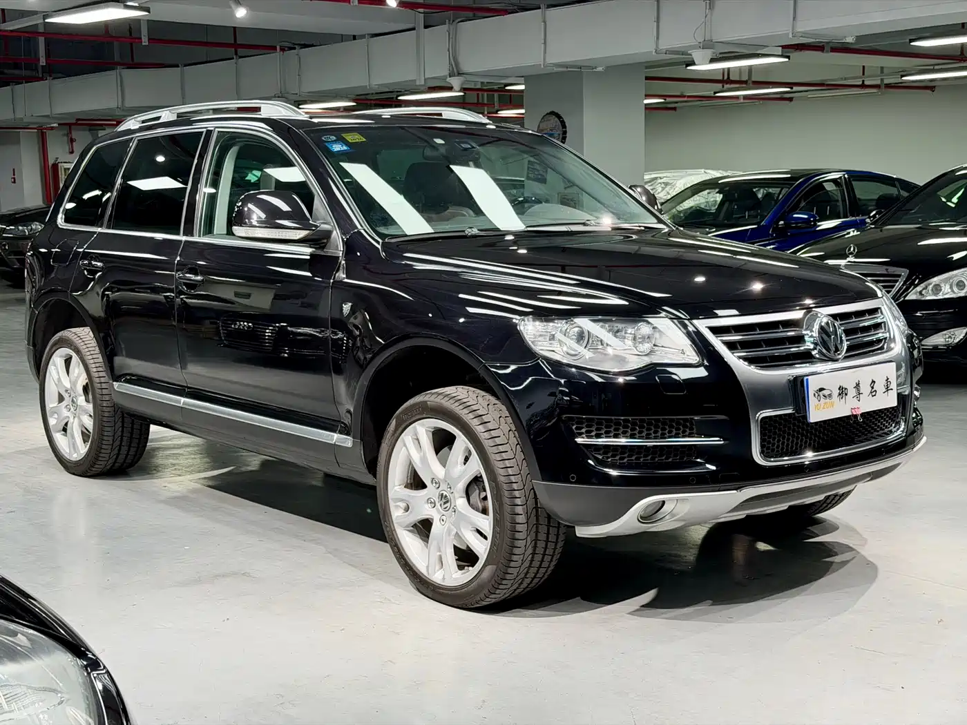 Volkswagen Touareg 2008 6.0 W12 Top Model фото 3