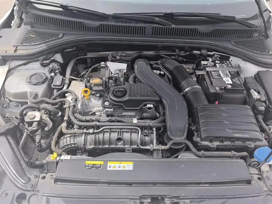 Volkswagen Sagitar 2023 300TSI DSG Surpassing Edition фото 10