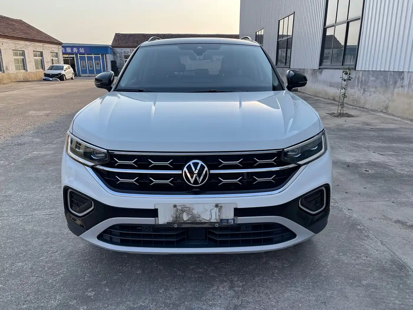 Volkswagen Tayron 2023 280TSI 2WD Luxury Plus Advanced Edition фото 2