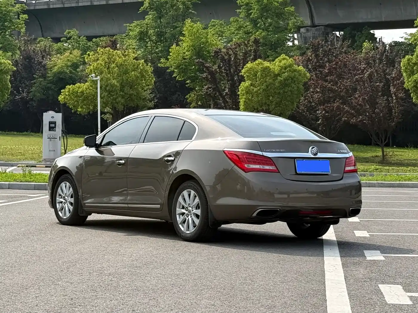 Buick LaCrosse 2013 2.4L SIDI Leading Comfort фото 4