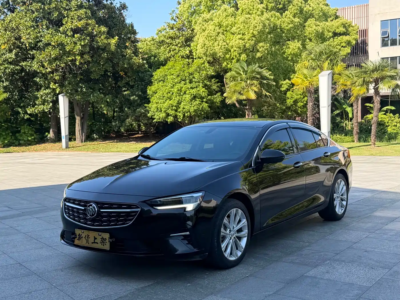 BUICK REGAL