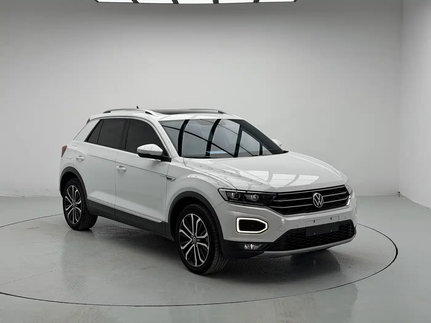 Volkswagen T-ROC 2021 280TSI DSG 4WD Luxury Connected фото 3