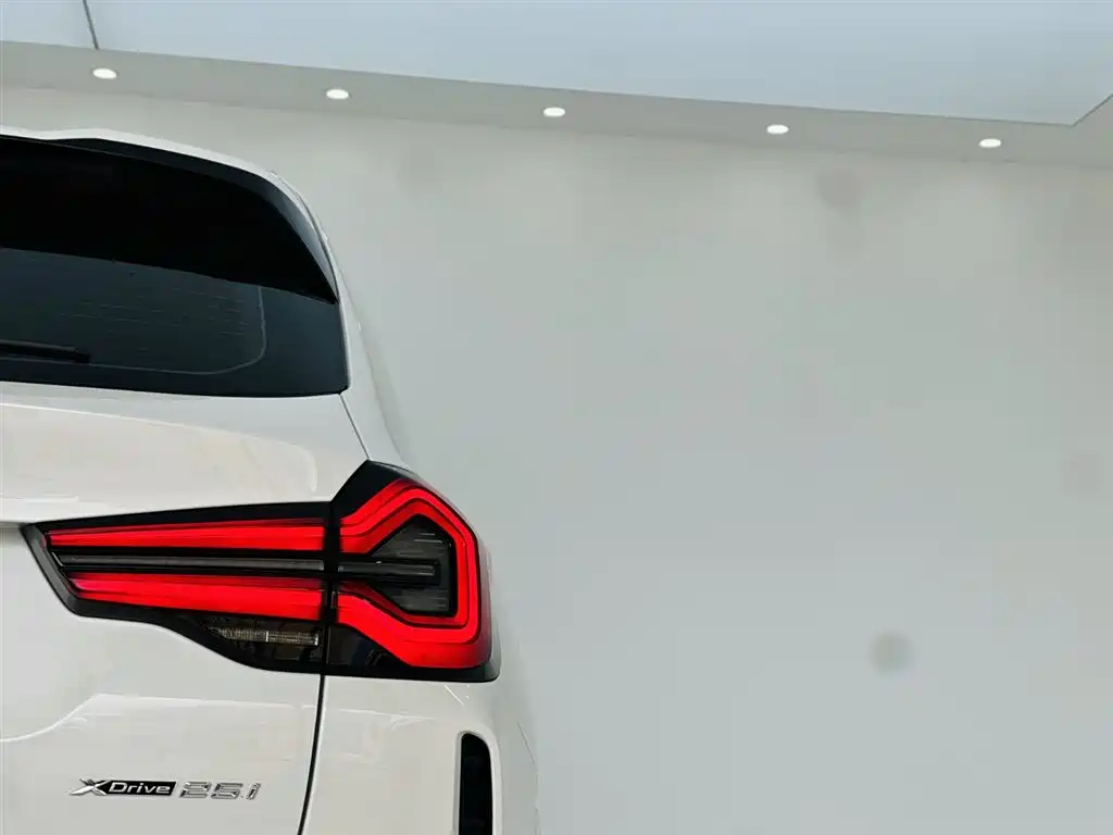 BMW X3 2022 xDrive25i M Sport Package фото 11